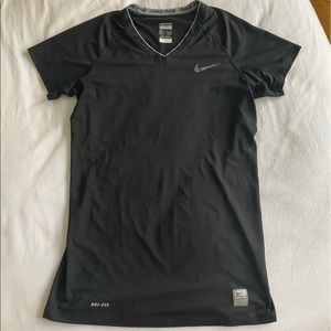 2/$20🎉 Black Nike Pro Workout Top